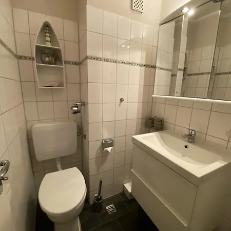 Apartment Strandhotel - 37 *
